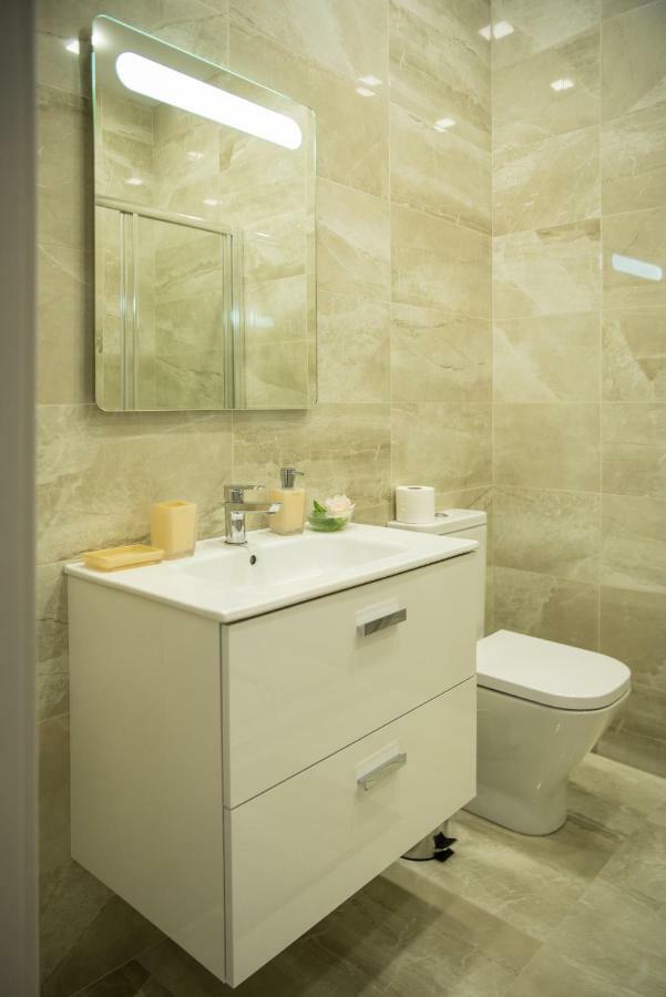 Sea Star Apartments Одеса Екстериор снимка