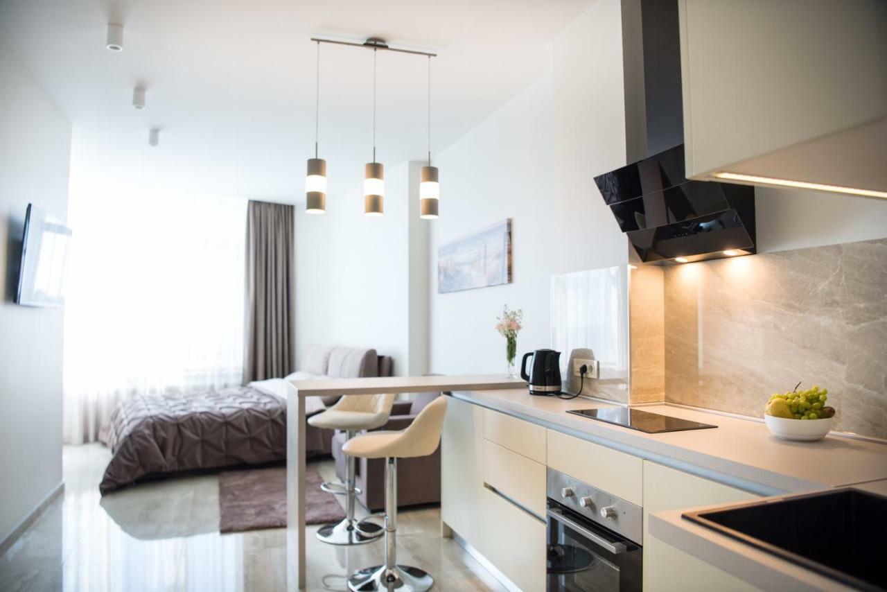 Sea Star Apartments Одеса Екстериор снимка