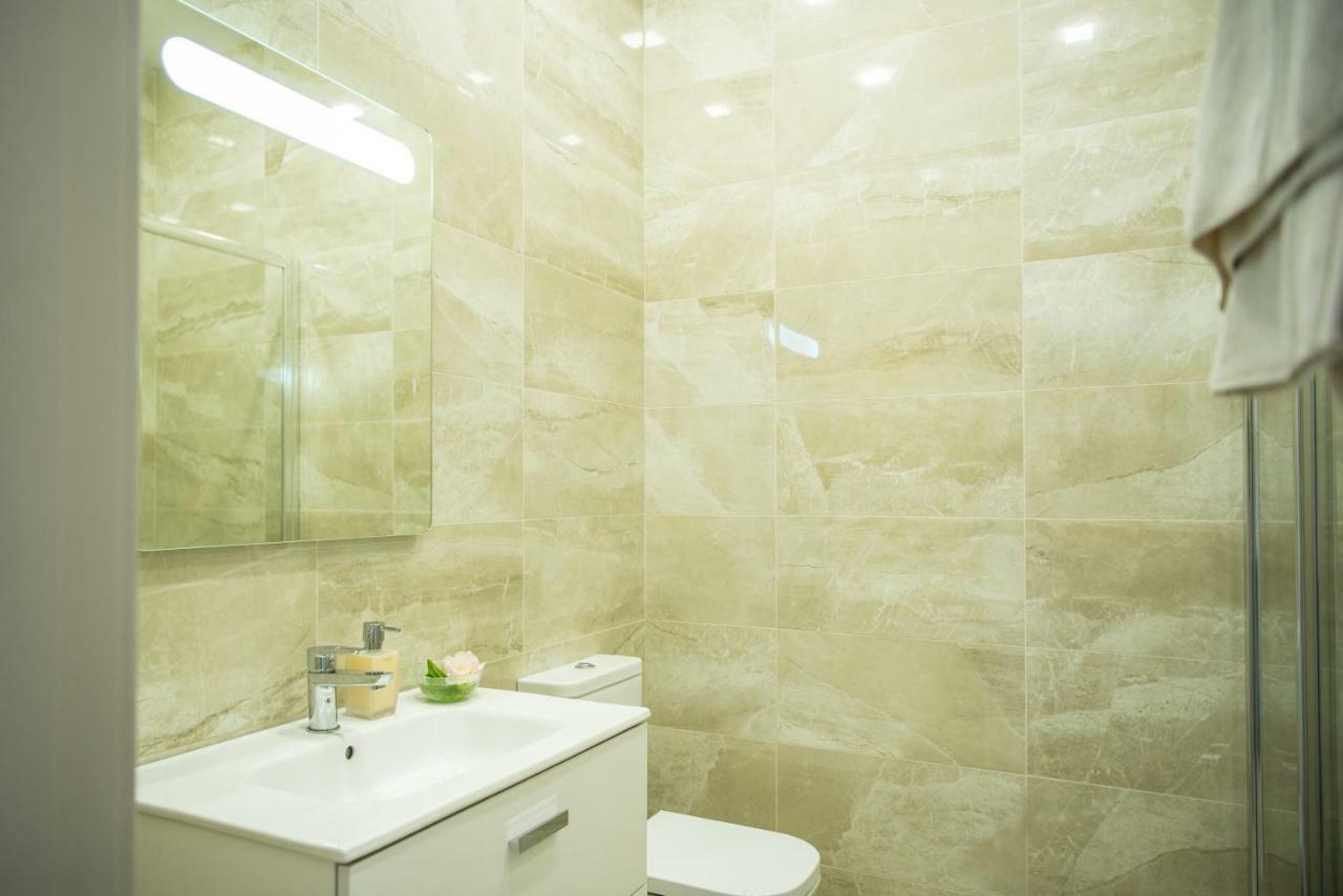 Sea Star Apartments Одеса Екстериор снимка